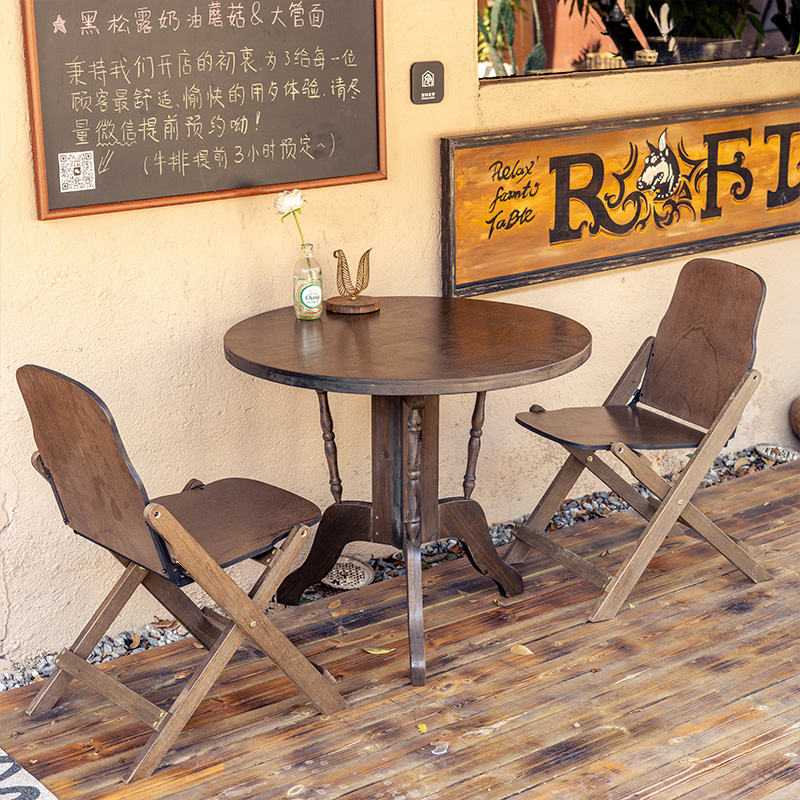 Outdoor Furniture Shop - โต๊ะอาหารสไตล์เรโทร โต๊ะกลมพร้อมเก้าอี้ โต๊ะกลางแจ้ง ร้านกาแฟ ร้านชานม โต๊ะกาแฟไม้จริงสำหรับใช้ภายในอาคาร